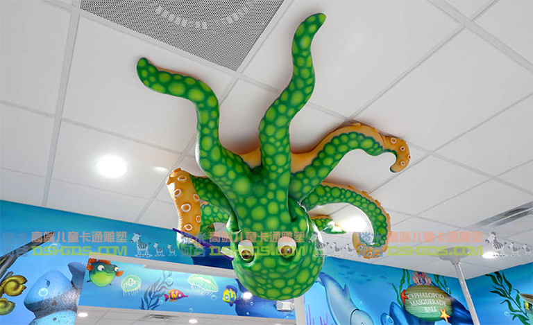 幼樂園屋頂裝飾